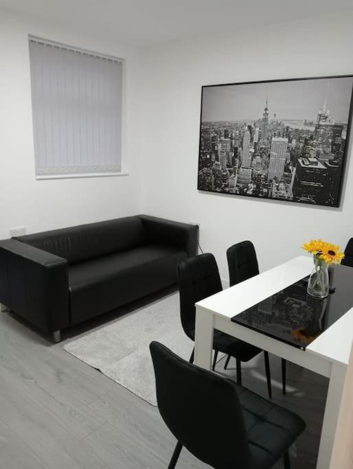 Roovi'S Nest Vila Nottingham Exterior foto